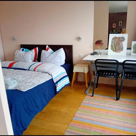 Charm 10min Walk Eiffel Tower Apartment *